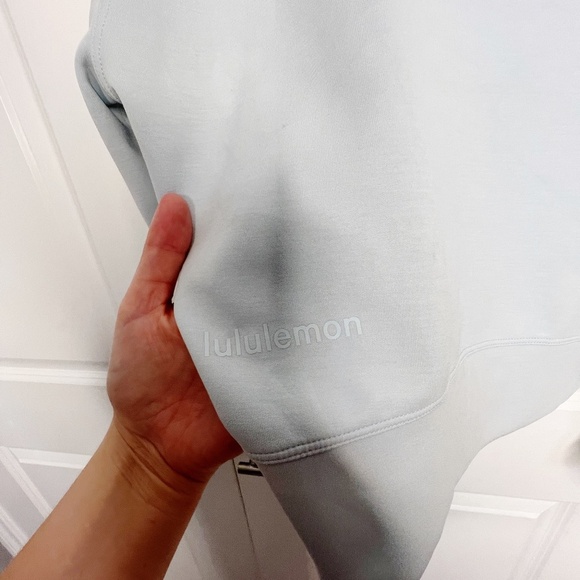 Lululemon Perfectly Oversized Cropped Crew Softstreme Powder Blue - Picture 5 of 7